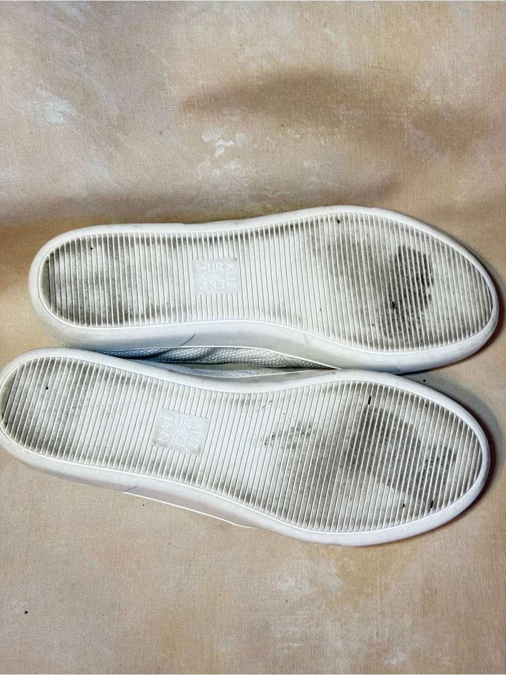Naturalizer Marianne slip on sneaker, white leather, size 10